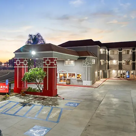 Ramada By Wyndham Ontario Airport & Convention Center-2